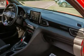 2020 Hyundai Veloster