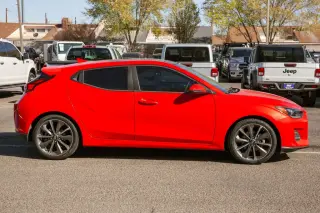 2020 Hyundai Veloster