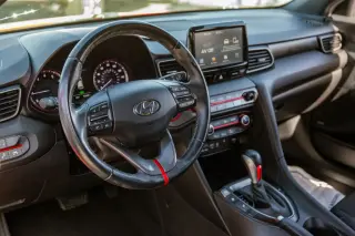 2020 Hyundai Veloster