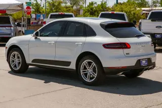 2017 Porsche Macan
