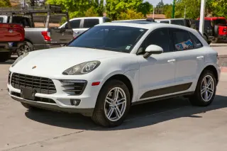 2017 Porsche Macan