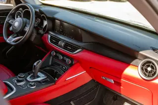 2020 Alfa Romeo Stelvio