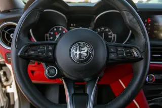 2020 Alfa Romeo Stelvio