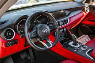 2020 Alfa Romeo Stelvio