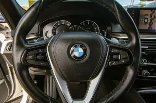 2018 BMW 530i