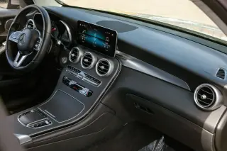 2022 Mercedes-Benz GLC 300