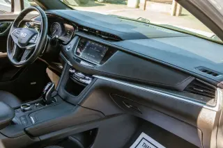 2022 CADILLAC XT5