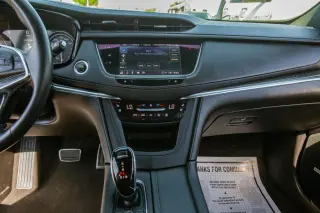2022 CADILLAC XT5