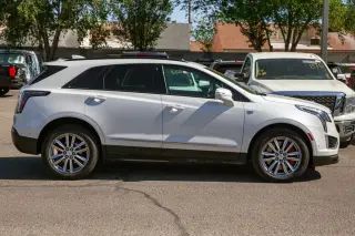 2022 CADILLAC XT5