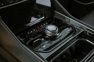 2022 Jeep Wagoneer