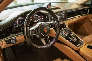 2018 Porsche Panamera