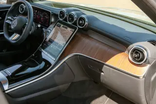 2024 Mercedes-Benz GLC 300