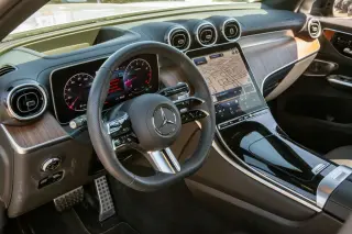 2024 Mercedes-Benz GLC 300