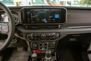2025 Jeep Gladiator