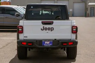 2025 Jeep Gladiator
