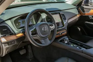 2023 Volvo XC90 Recharge Plug-In Hybrid