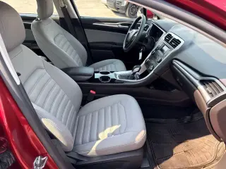 2013 Ford Fusion S