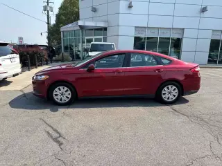 2013 Ford Fusion S