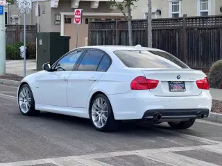 2011 BMW 3 Series 335i