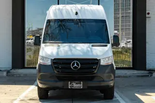 2019 Mercedes-Benz Sprinter Cargo Van 2500 Standard Roof V6 144" RWD
