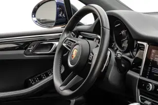 2022 Porsche Macan S