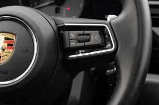2022 Porsche Macan S