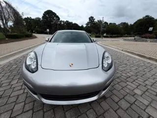 2016 Porsche Panamera