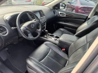 2015 Nissan Pathfinder Platinum