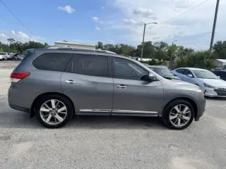 2015 Nissan Pathfinder Platinum