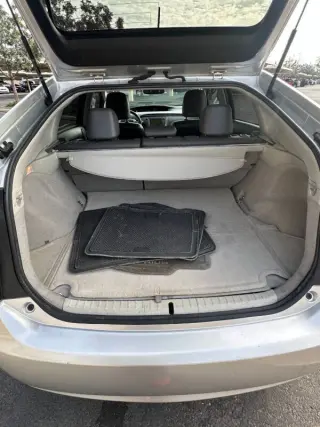 2010 Toyota Prius III