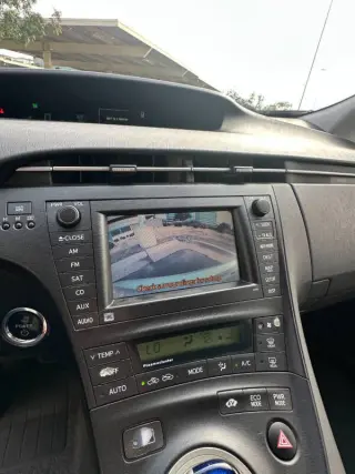 2010 Toyota Prius III
