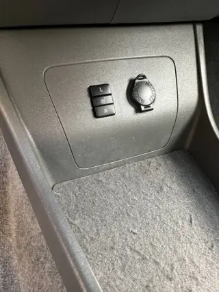 2010 Toyota Prius III