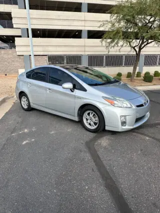 2010 Toyota Prius III