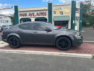 2014 Dodge Avenger SE