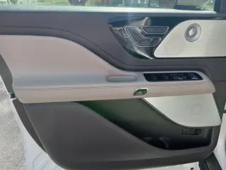 2022 Lincoln Aviator