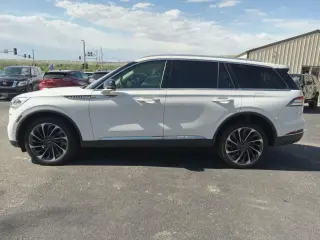 2022 Lincoln Aviator