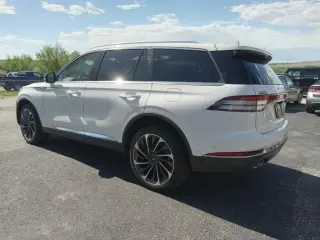 2022 Lincoln Aviator