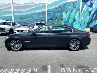 2011 BMW 7-Series
