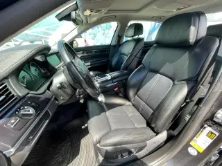 2011 BMW 7-Series