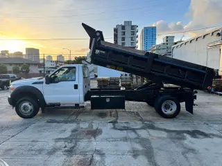 2012 Ford Super Duty F-550 DRW