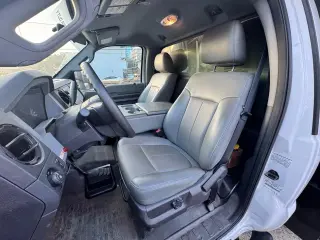 2012 Ford Super Duty F-550 DRW