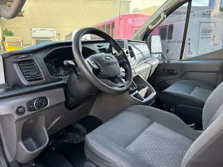 2020 Ford Transit Cargo Van