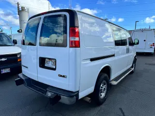 2021 GMC Savana Cargo Van