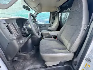 2021 GMC Savana Cargo Van