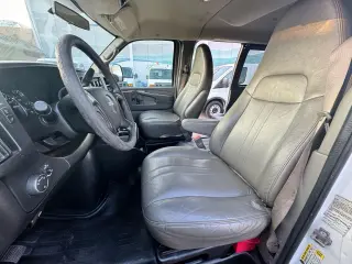 2015 GMC Savana Passenger