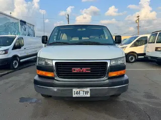 2015 GMC Savana Passenger