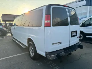 2015 GMC Savana Passenger