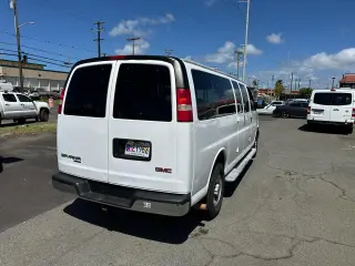 2015 GMC Savana Passenger