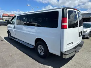 2015 GMC Savana Passenger