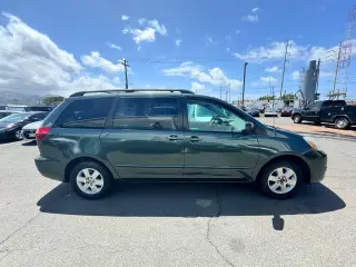 2004 Toyota Sienna